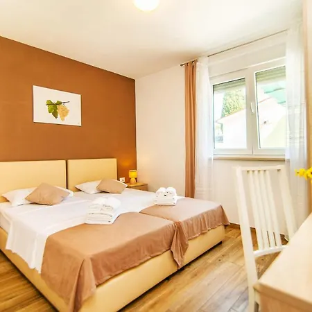 Ladonja By Villa Pula