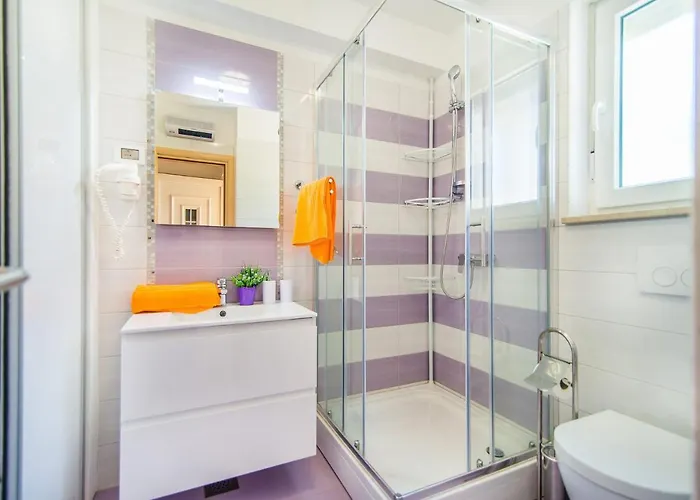 Ladonja By Βίλα *