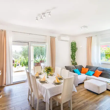 Вилла Ladonja By Пула